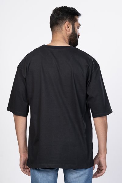 Shleviro Men's Leo Black solid Round Neck Oversized T-shirt