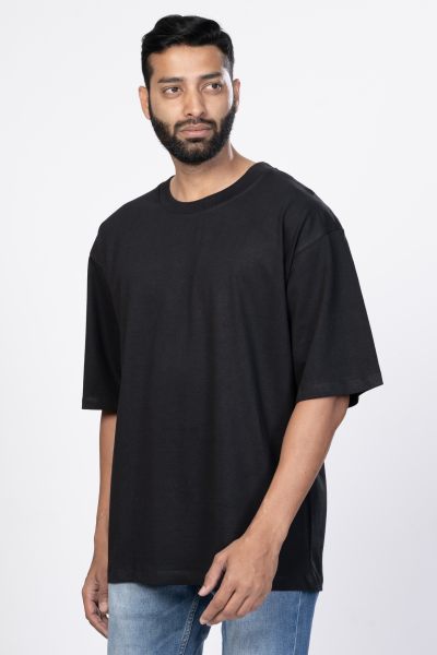Shleviro Men's Neo Black Solid Round Neck Oversized T-shirt